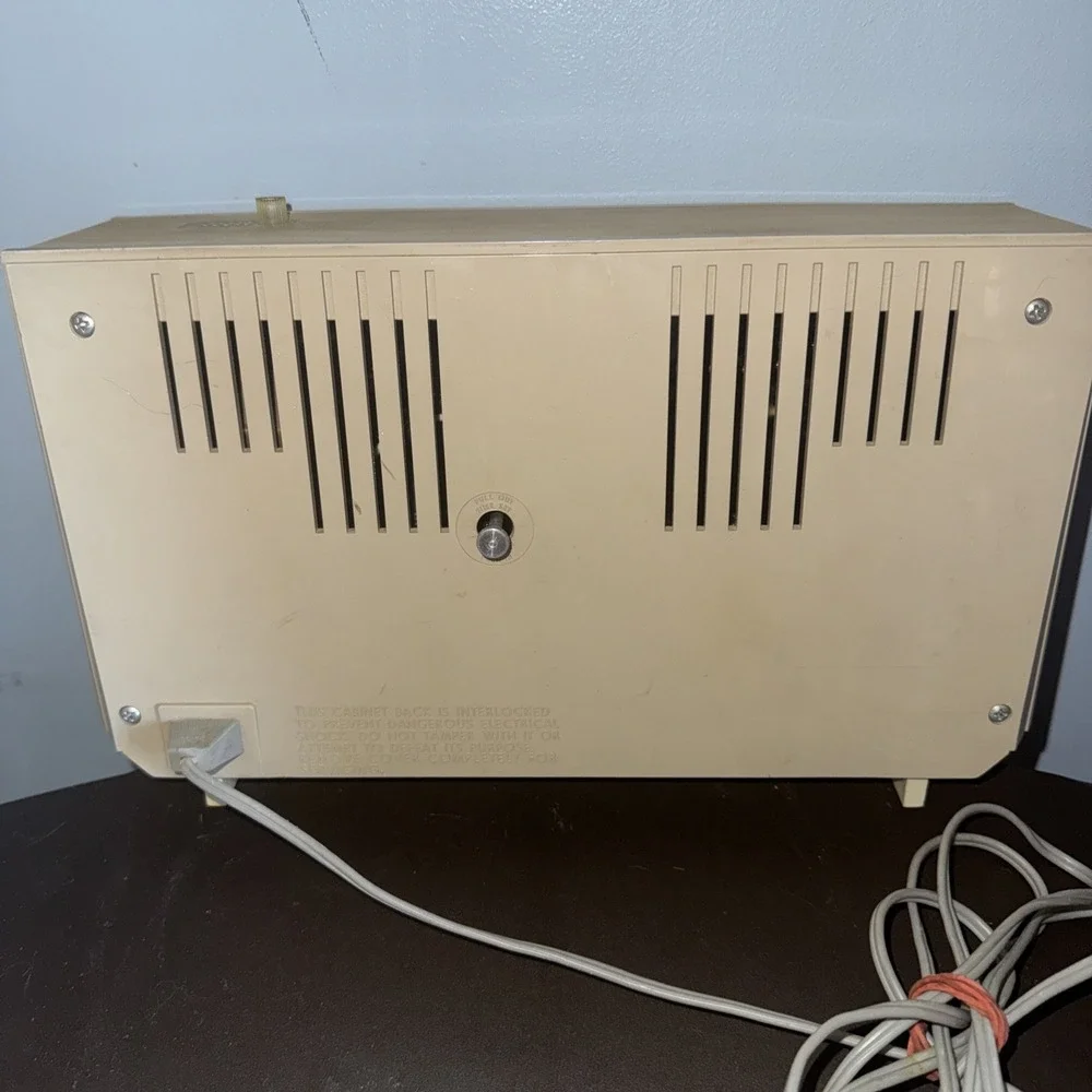 Vtg MCM Sears Silvertone 5036 'Magic Glow' AM Vacuum Tube Alarm Clock Radio Read